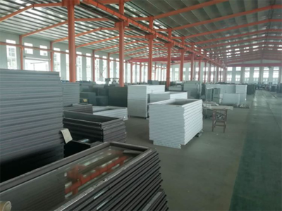 區安置房建設指揮部組織施工單位與章丘建材企業對接，助力建筑材料高效供應